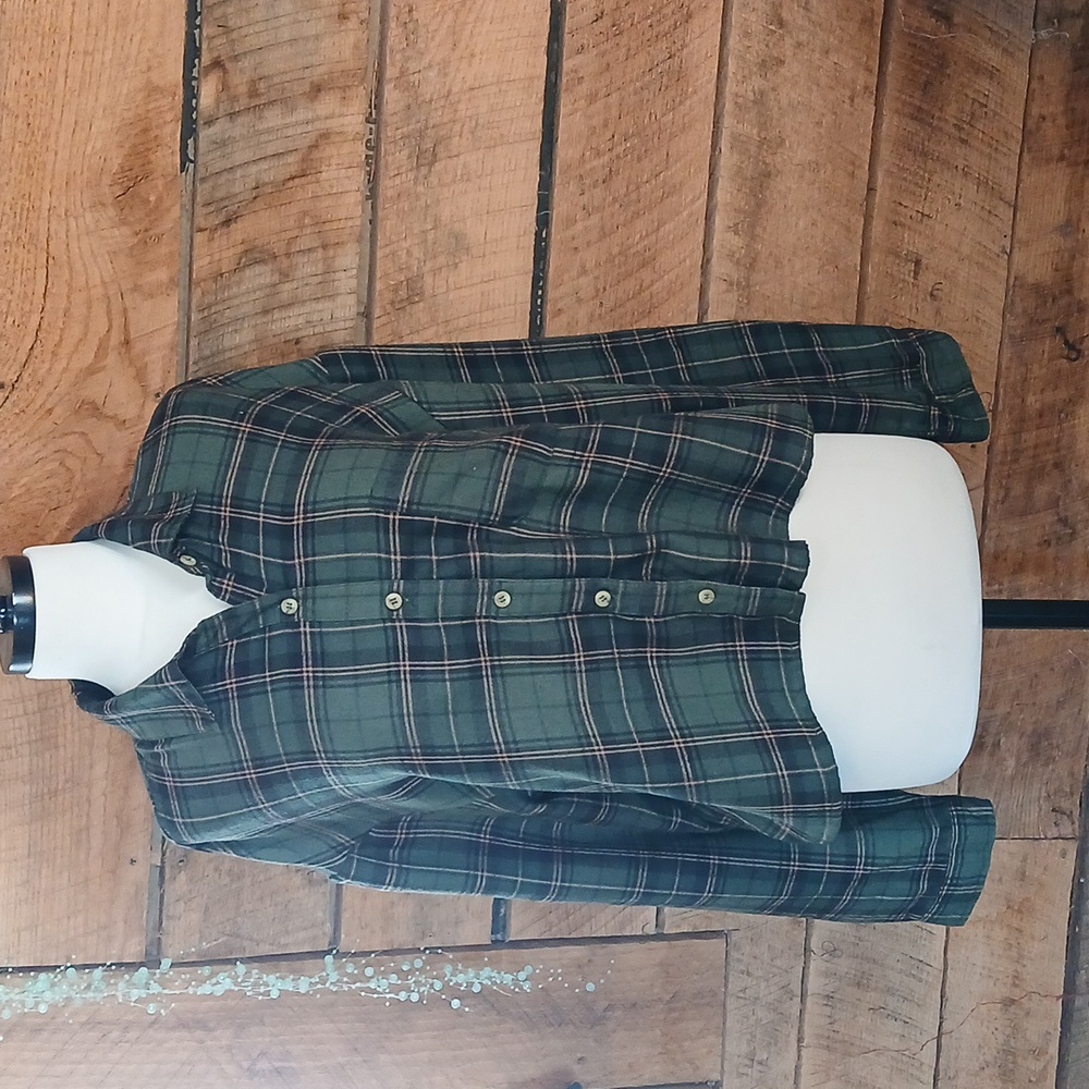 Cropped  XL lightweight flannel shirt